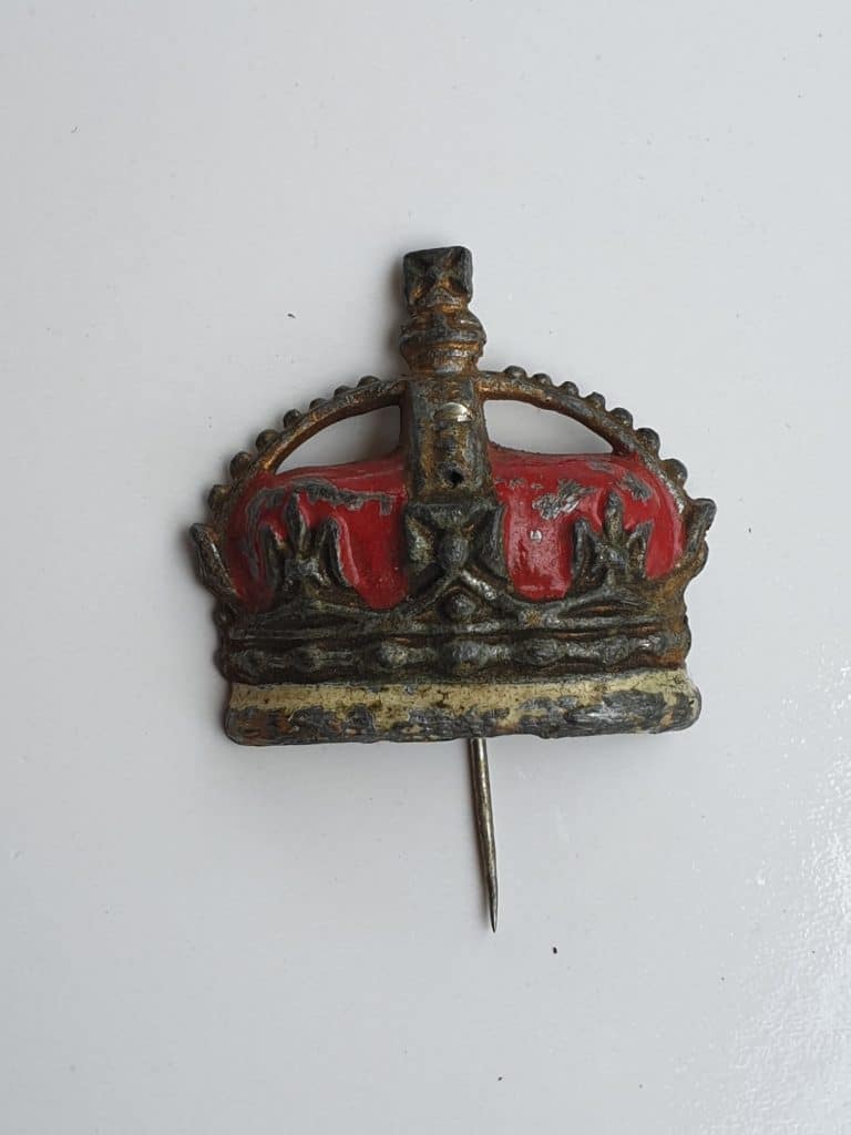 Kings Crown Lapel Pin – Shows Sings Of Wear And Is In Average Condition.