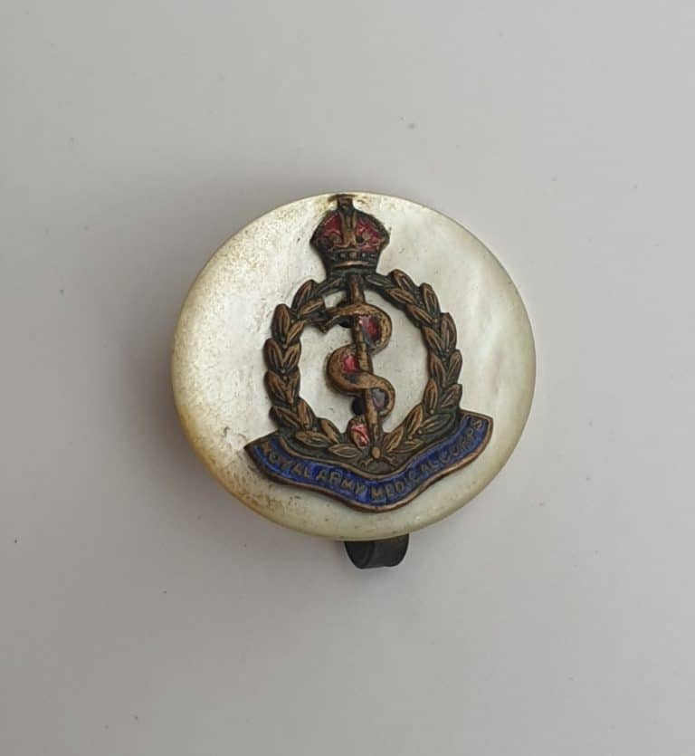 Mother Of Pearl Royal Army Medical Corps Sweetheart Brooch.