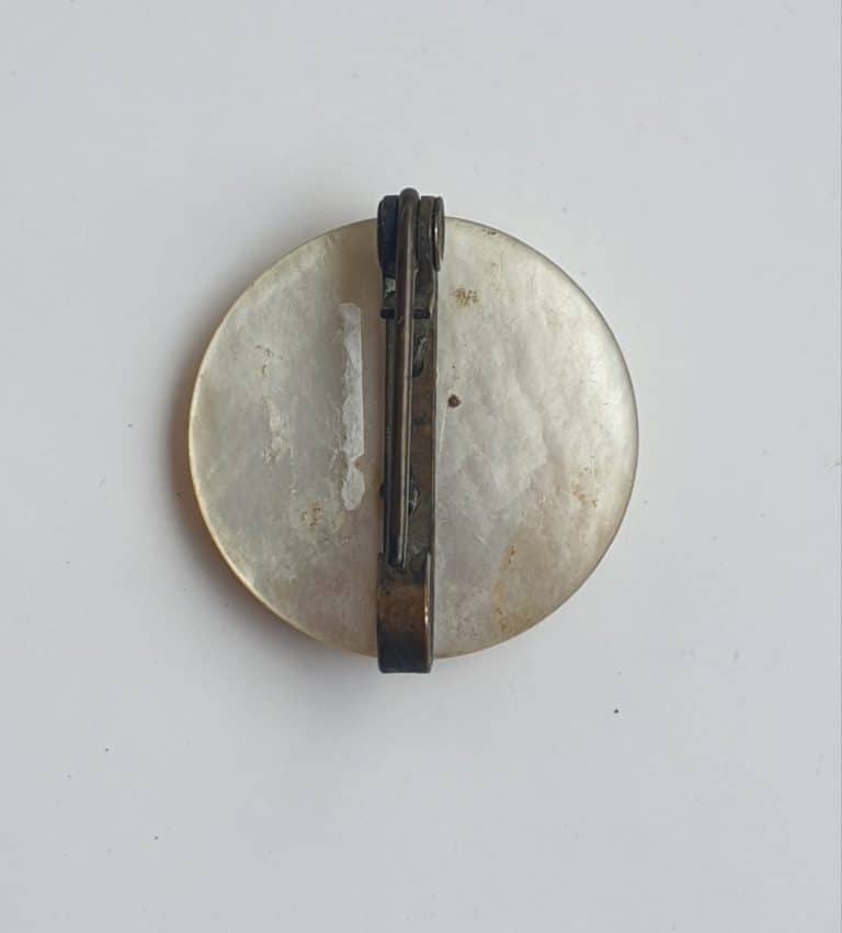 Mother Of Pearl Royal Army Medical Corps Sweetheart Brooch. Pin Intact.