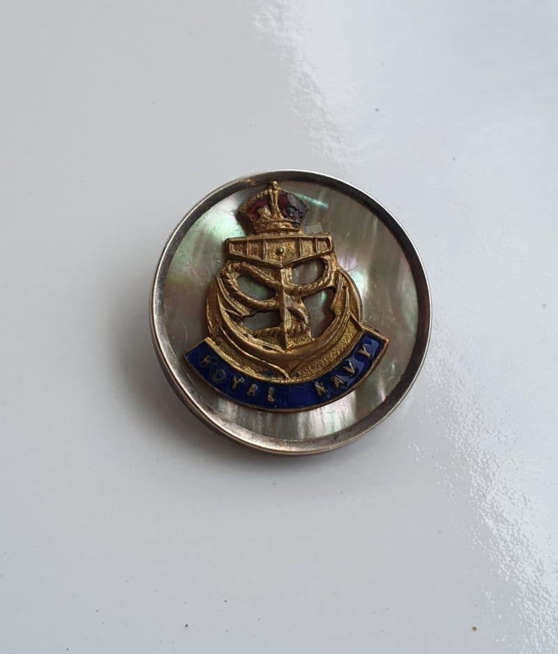 Mother of Pearl Royal Navy Sweetheart brooch. | Allied Militaria