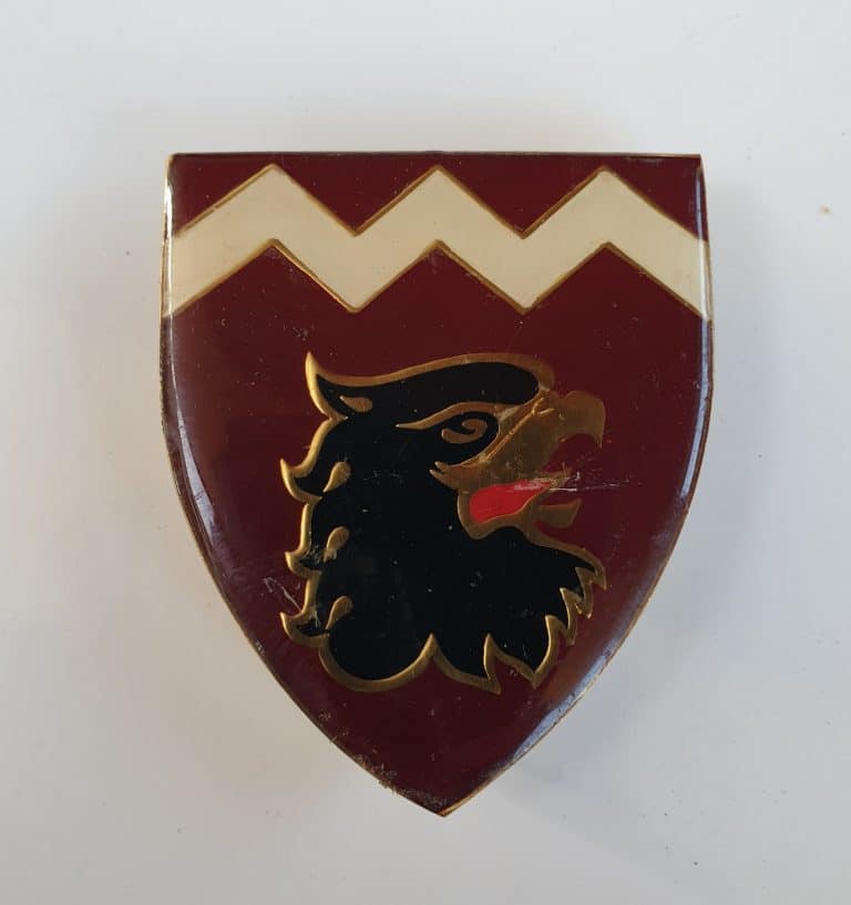 South African 44 Parachute Brigade 18 Light Artillery Regiment Arm Flash. All Three Pins Intact.