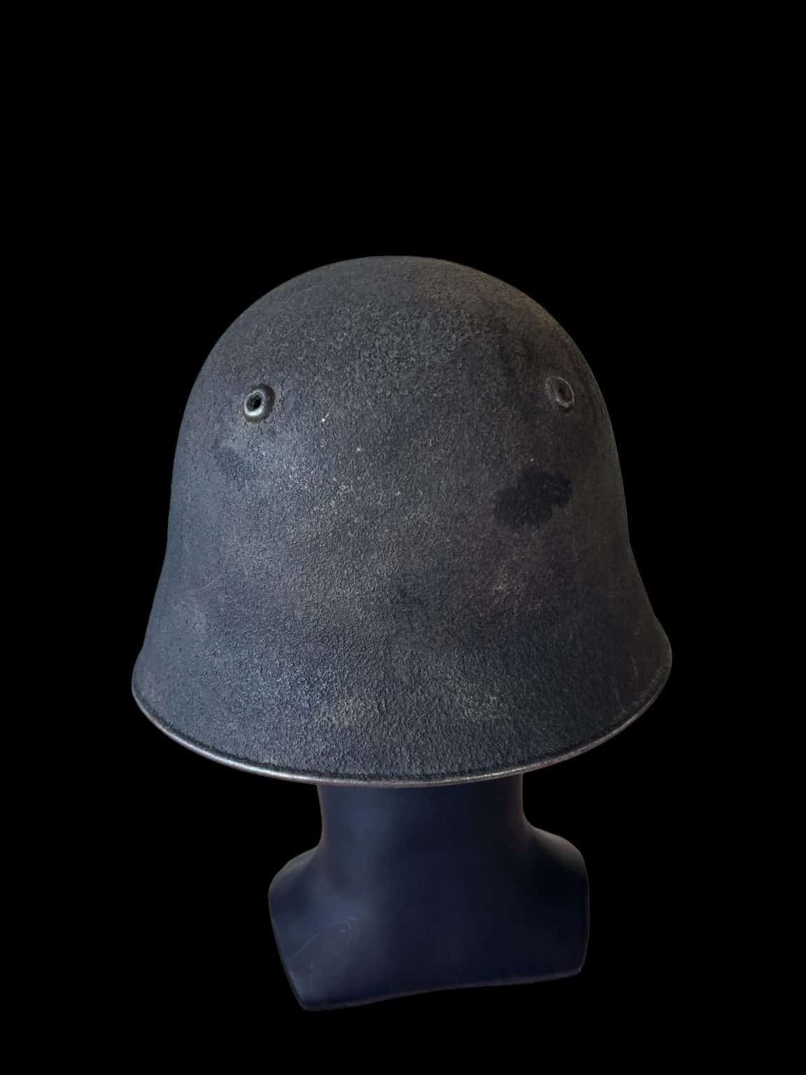 Swiss Army M18 / 40 Steel Helmet (H031) | Allied Militaria