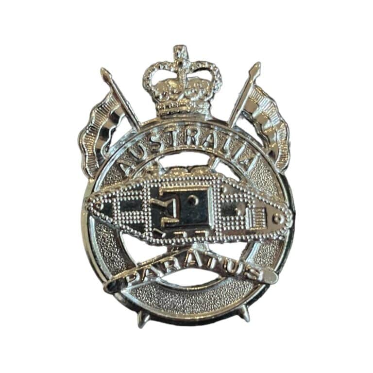 Australian 1st Armoured Regiment Hat Badge 