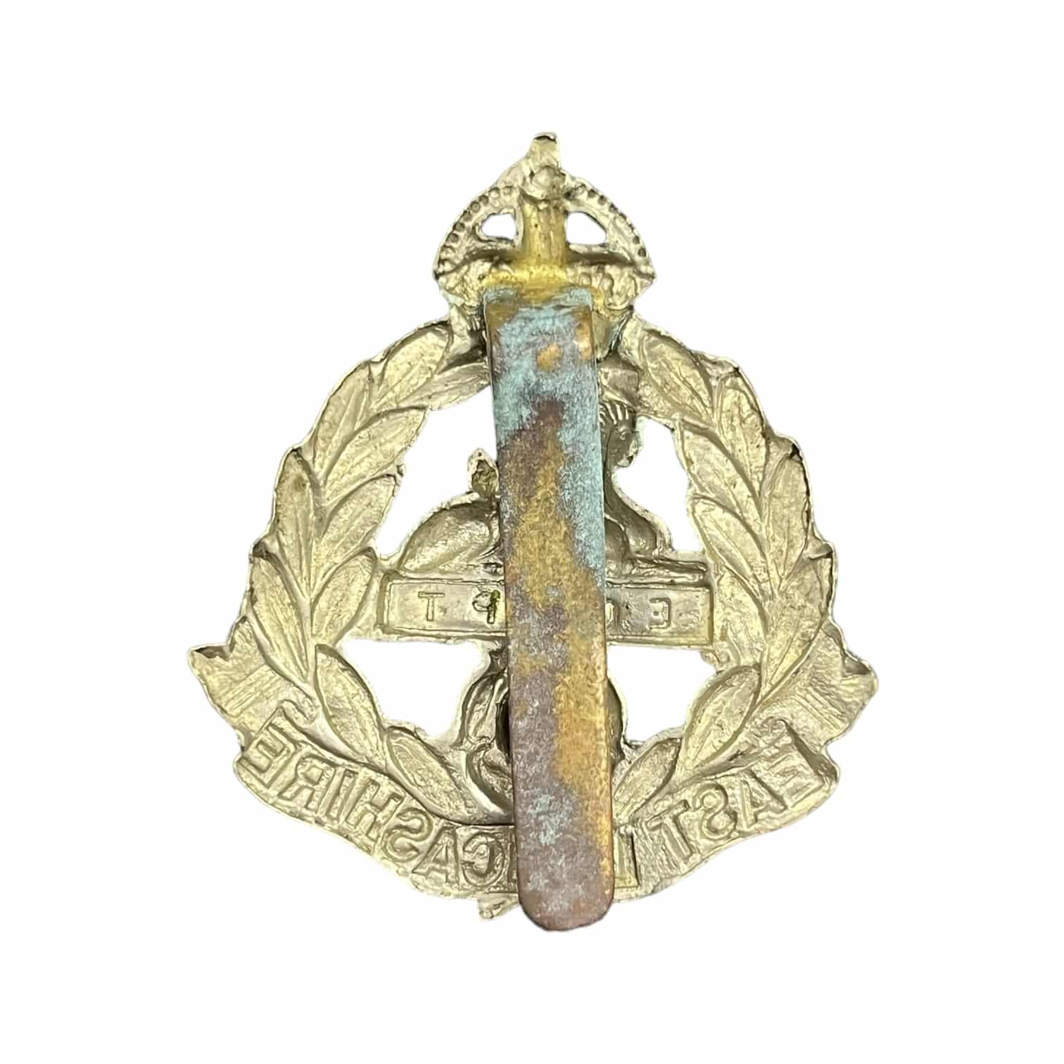 The East Lancashire Regiment Cap Badge With KC (B094) | Allied Militaria